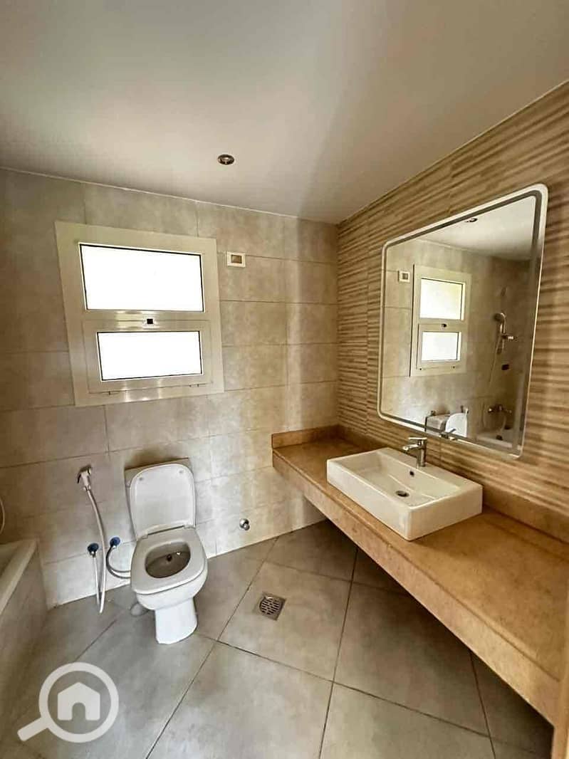 7 27dd5c1b-e661-4b4c-8556-e59944f28ead. jpg