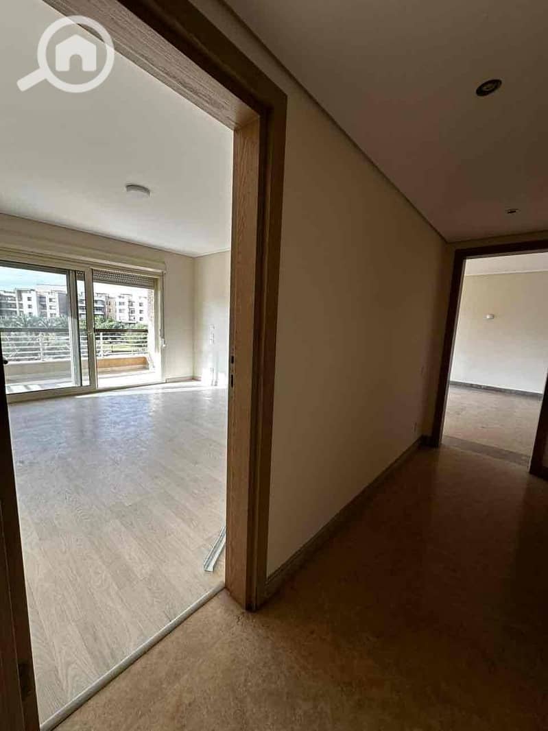 11 01dc8707-3357-4593-99da-7bd105cea21a. jpg