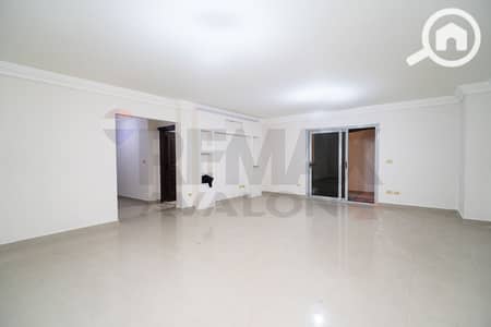3 Bedroom Flat for Sale in Stanley, Alexandria - 1. jpg