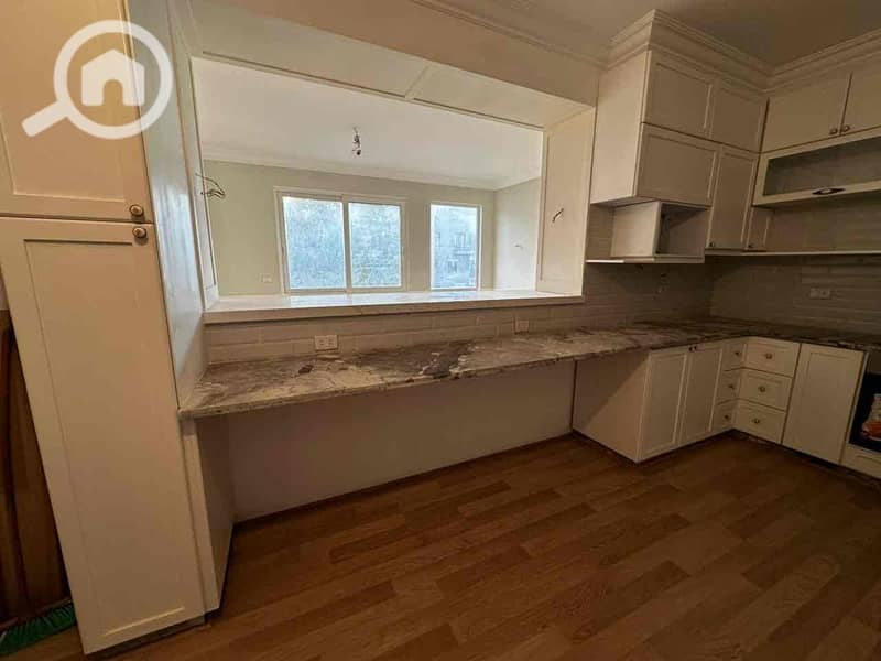 17 7a6501ed-b2ea-4ca7-a13b-6fe818c0e2c0. jpg