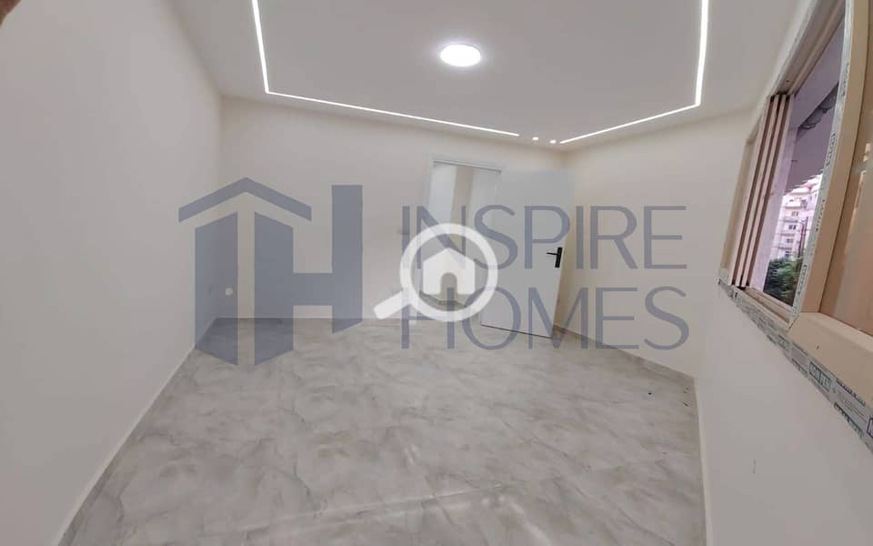 4 WhatsApp Image 2025-12-08 at 18.08. 26 (1). jpg