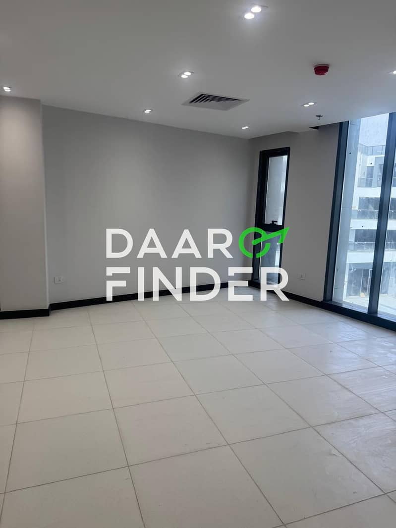 6 WhatsApp Image 2025-12-15 at 16.38. 48. jpeg