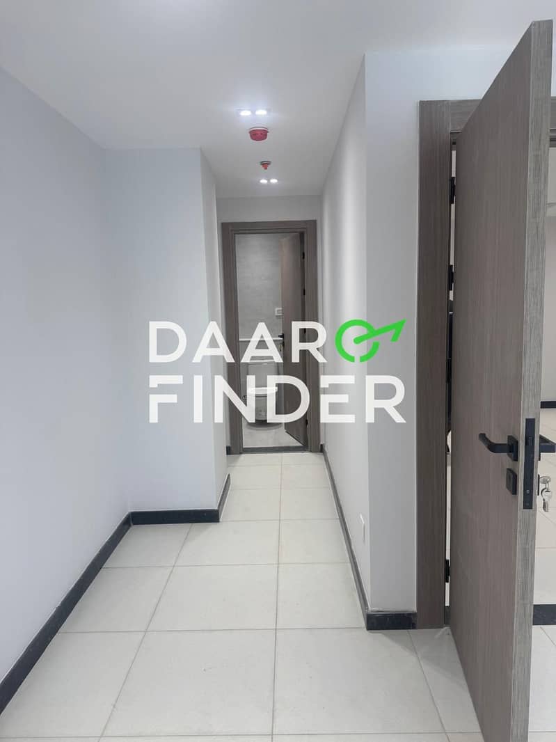 9 WhatsApp Image 2025-12-15 at 16.38. 50. jpeg