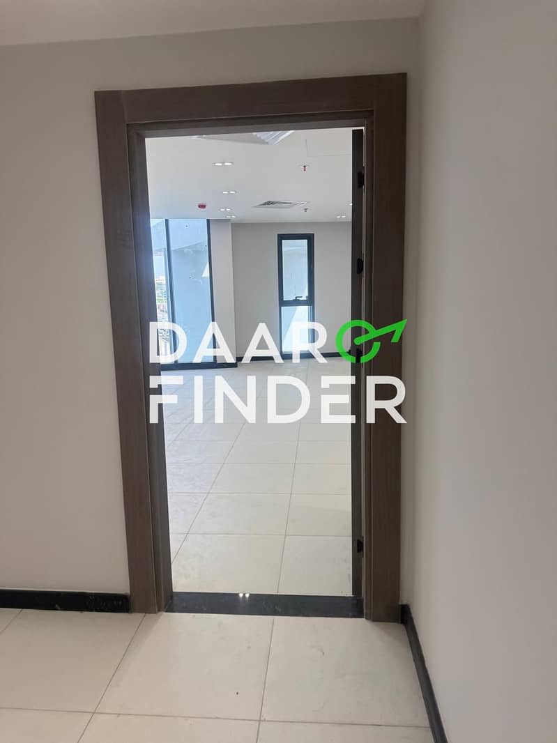 10 WhatsApp Image 2025-12-15 at 16.38. 49. jpeg