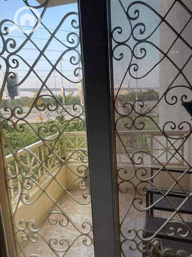 13 8cd34c67-88c9-4e1f-8485-2004b0f3e673. jpg