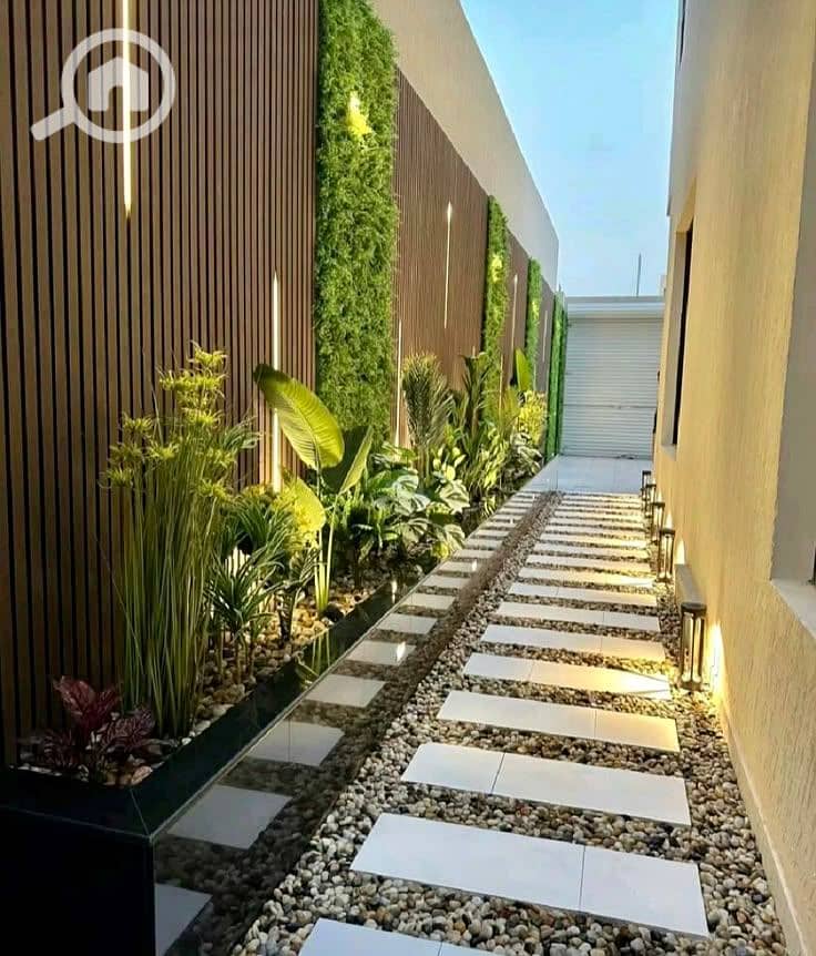 5 download (2). jpeg