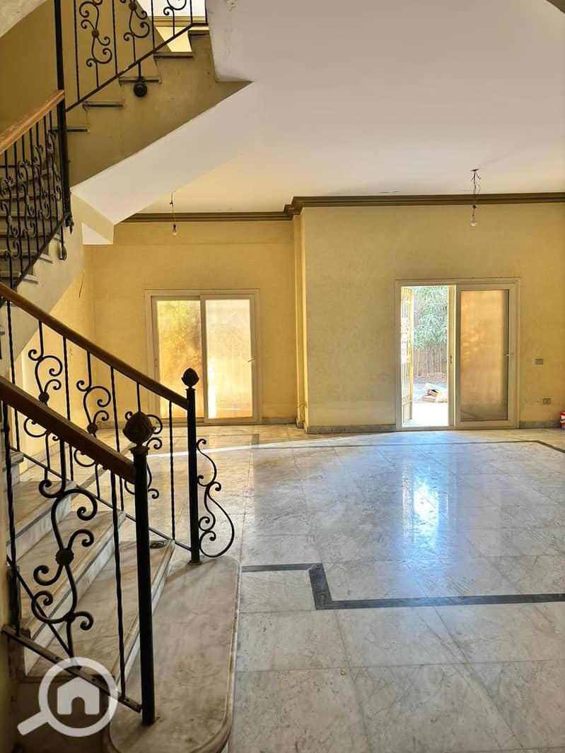 3 9e5edd2f-64cd-43b6-8a8f-9691d389b82d. jpeg