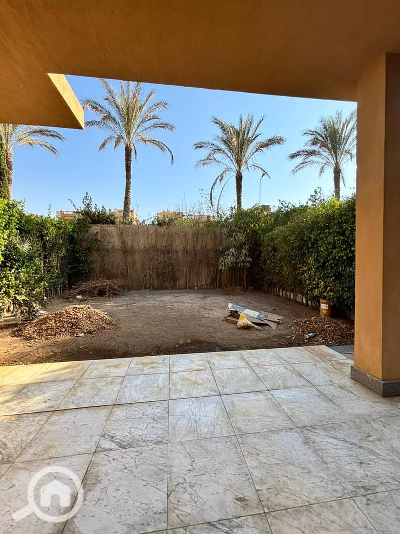 18 e2c36034-a6e2-4ecb-b36b-9d03f03cea02. jpeg