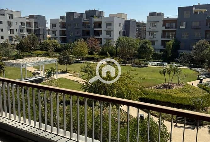 10 8427951-e3667o. jpg