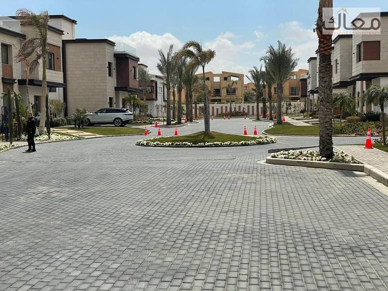 4 50944060-289c-4755-b04d-4b40ce316dfd. jpeg