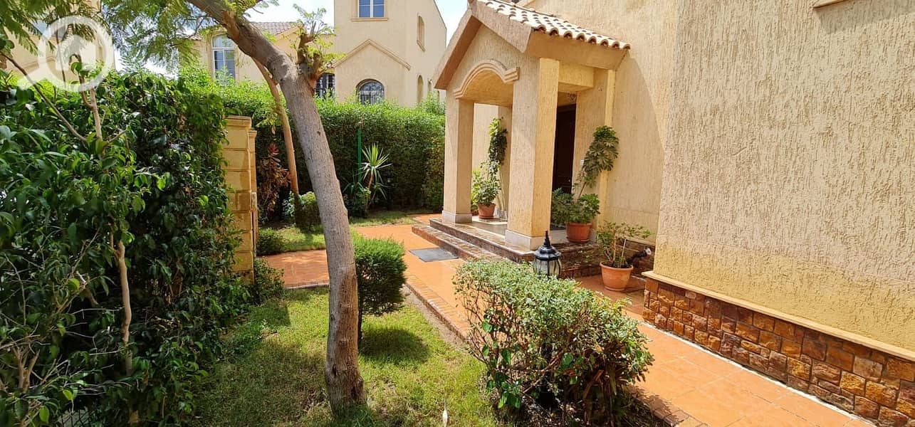 7 18fe80bb-f22a-48a9-afd1-d420c5a659f9. jpg