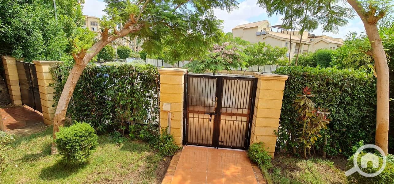 8 21d536b1-3cd6-4715-91ae-e6df8a26d8e9. jpg