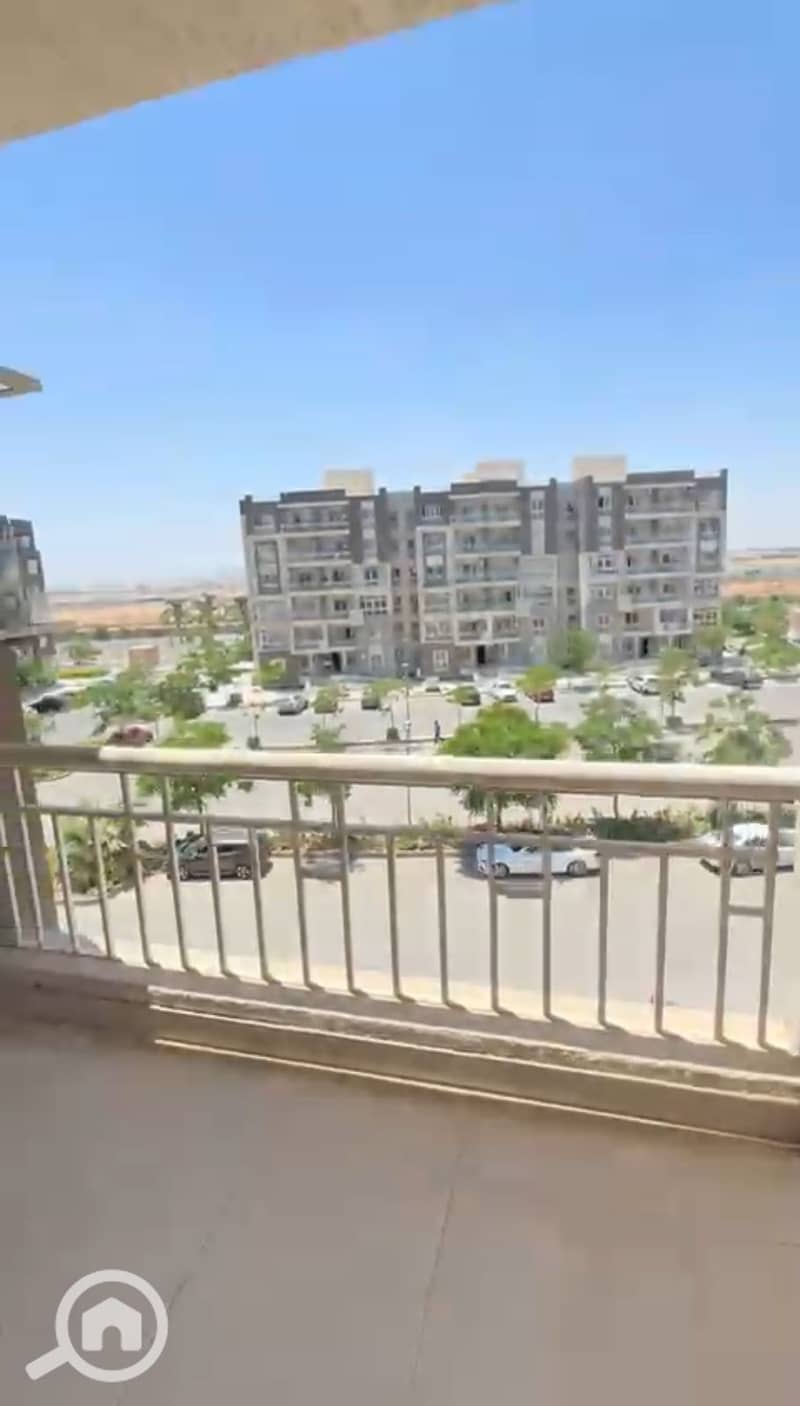 24 a7f3c5f8-df0a-4a2e-905f-494815726736. jpeg