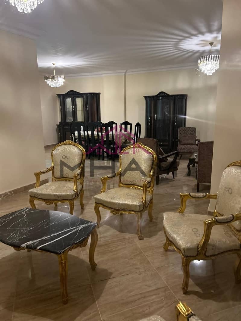 12 photo_5949460759840492917_y. jpg