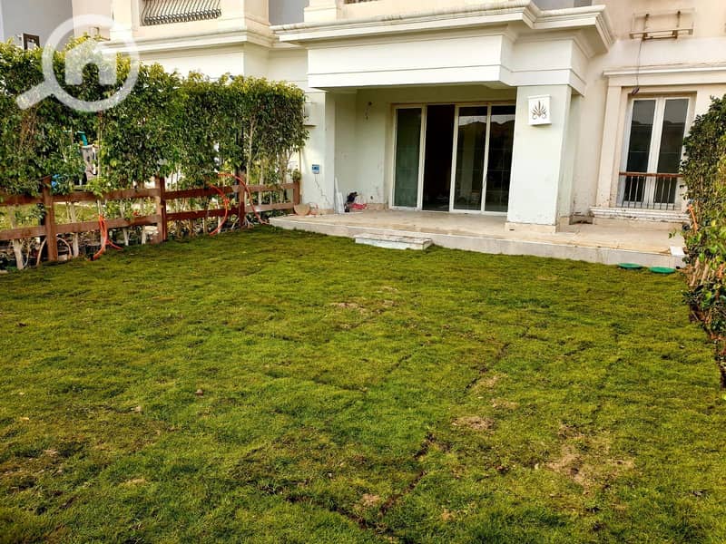 12 f9dc0cdb-1872-4185-9a17-2cd12caa1b28. jpg