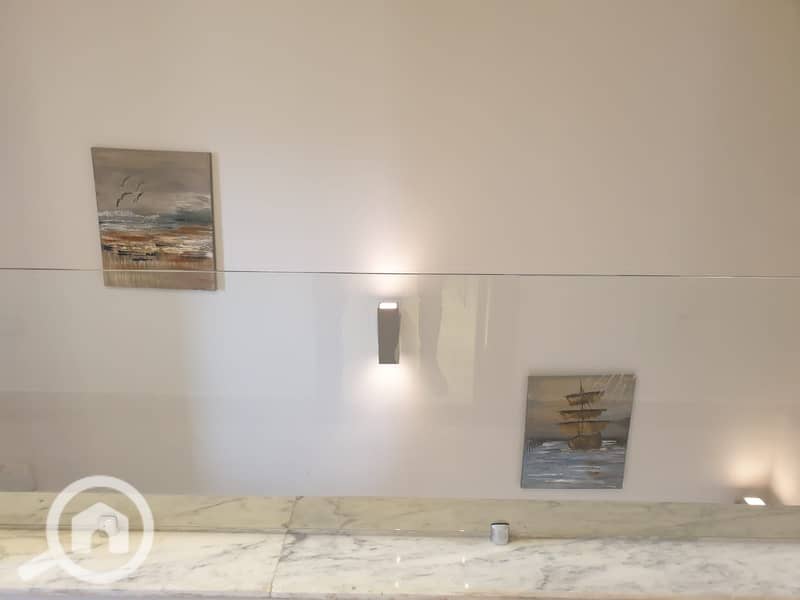 13 f88c9192-12b6-4696-97dc-465ca4199ec3. jpg