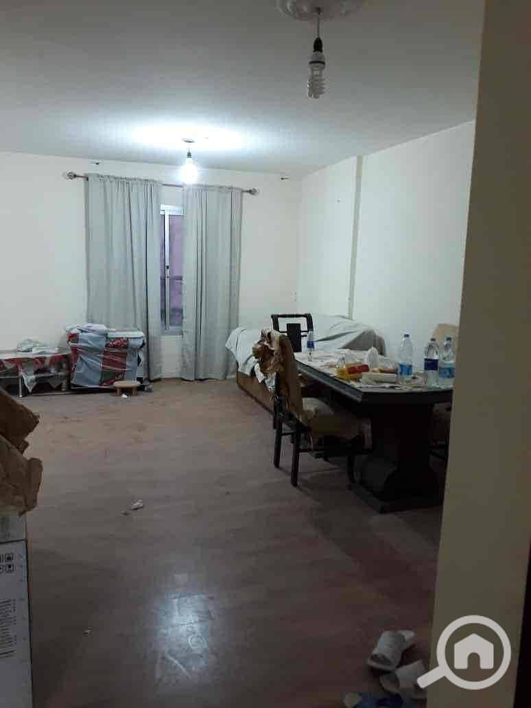 5 5e896964-75be-4359-a463-fc09d9dcadb8. jpg