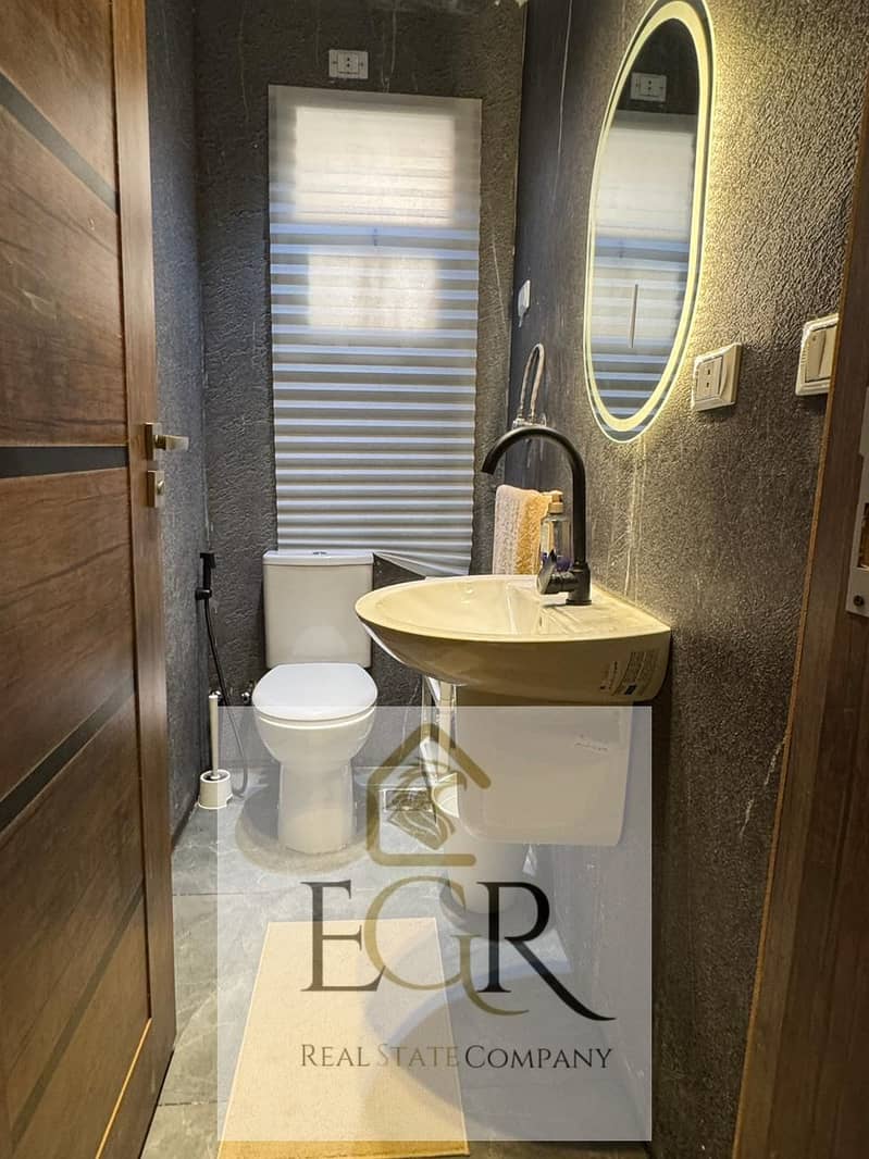 4 WhatsApp Image 2025-12-29 at 2.53. 31 PM (1). jpeg