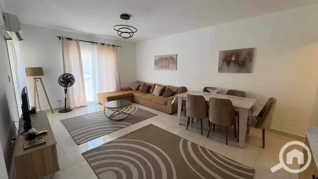 4 07ae27c0-e19c-43d3-a81a-32283ef5690b. jpg