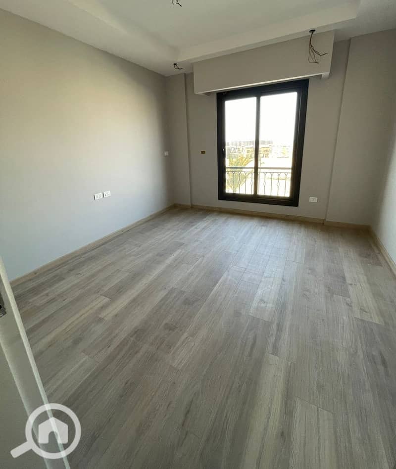 5 WhatsApp Image 2025-08-19 at 12.41. 10 PM (1). jpeg