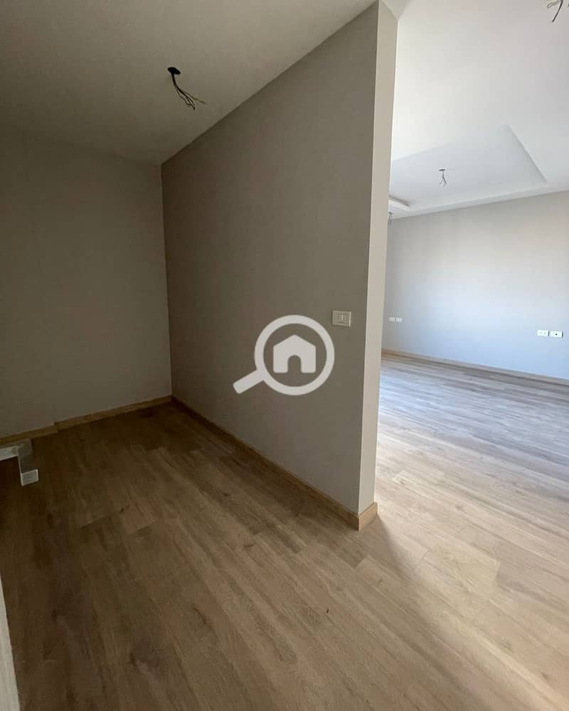 7 WhatsApp Image 2025-08-19 at 12.41. 11 PM. jpeg