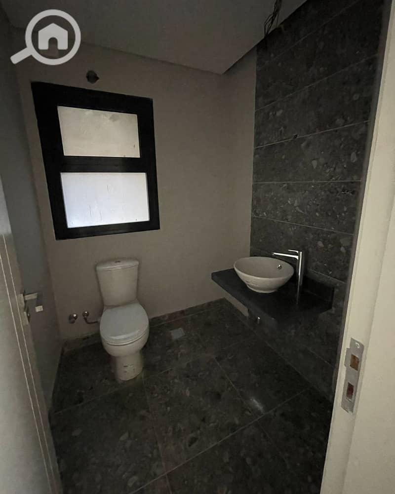 9 WhatsApp Image 2025-08-19 at 12.41. 09 PM. jpeg