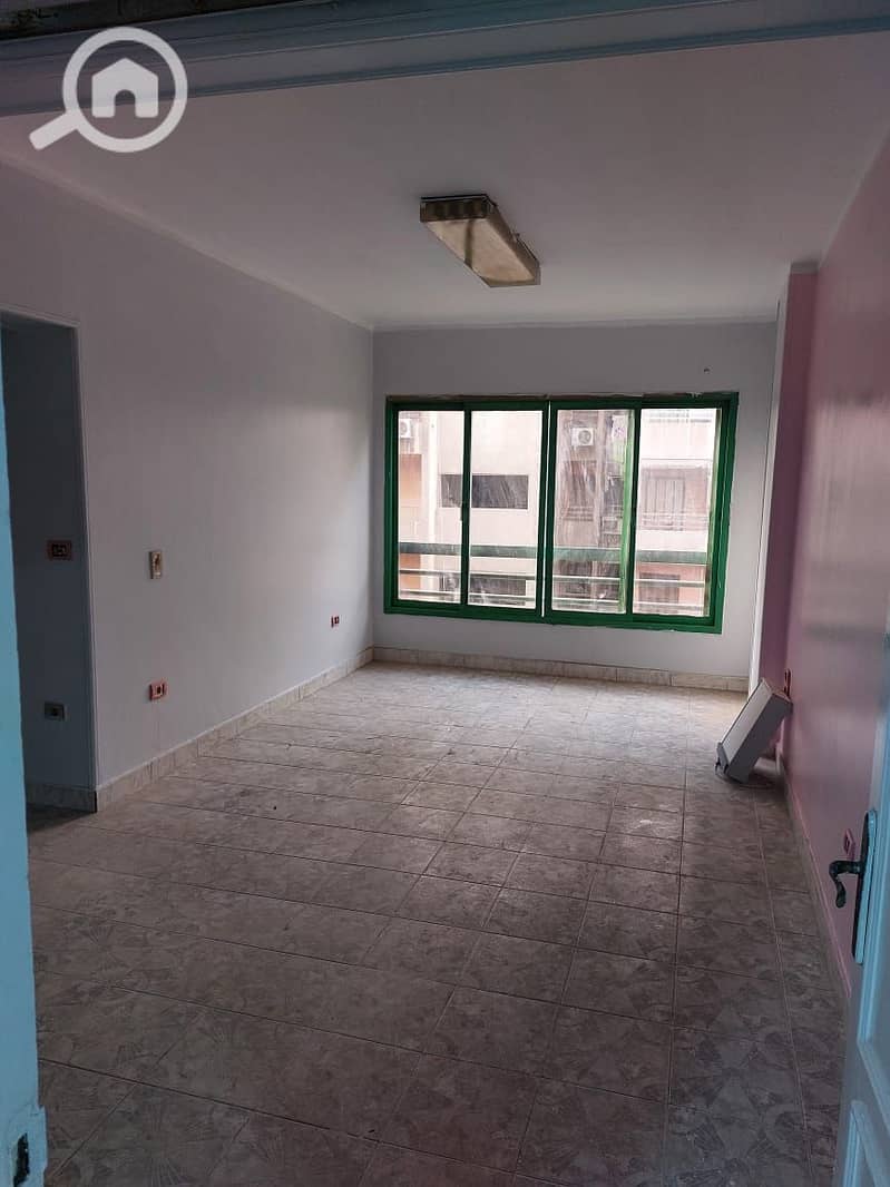 6 ee3bc196-ec92-41b1-874e-23975a5ee461. jpg