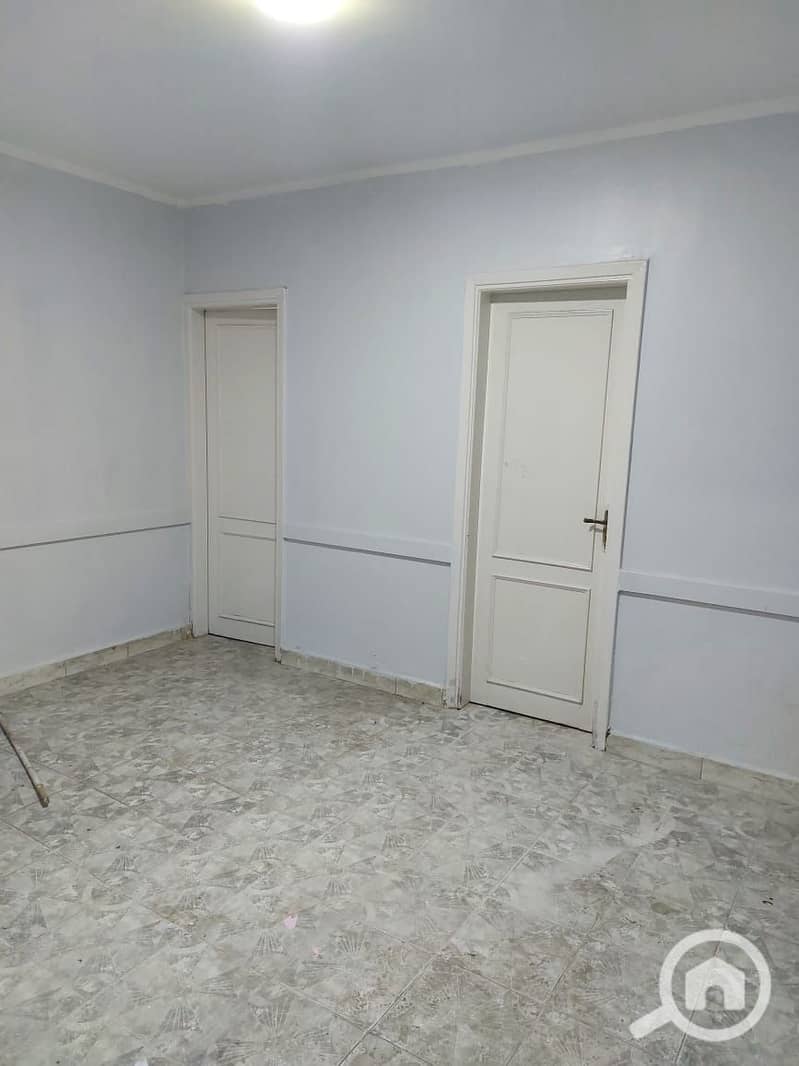 8 854faa53-6162-44a4-bf24-3f5eb5163122. jpg