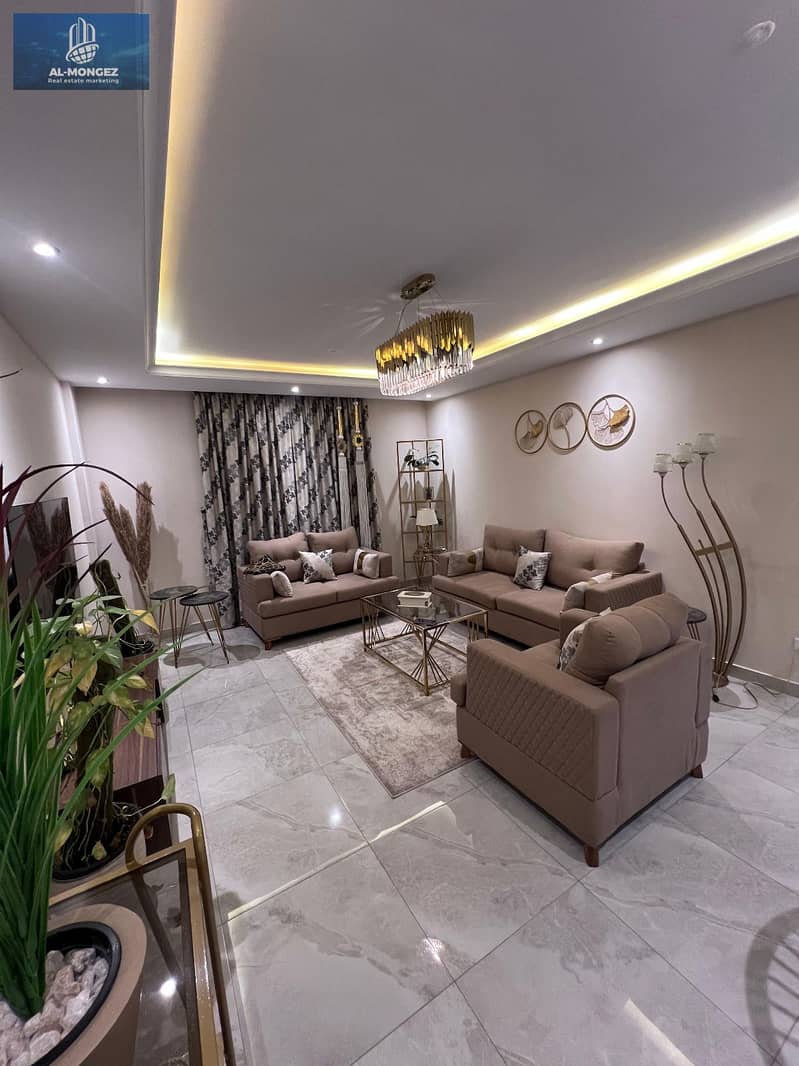 3 05383e7b-98d4-4a77-9aec-f0ccd2f23106. jpg