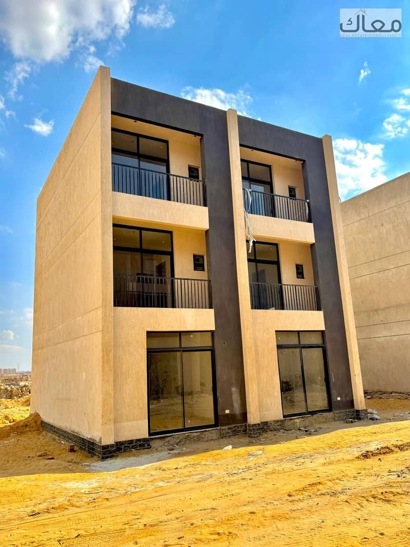 12 WhatsApp Image 2025-12-29 at 13.05. 12 (1). jpeg