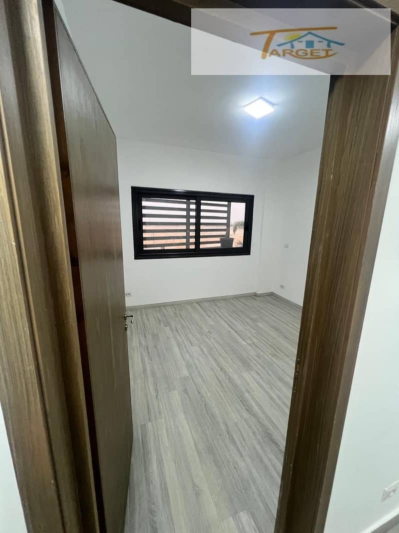 4 WhatsApp Image 2025-12-30 at 6.05. 28 PM (1). jpeg