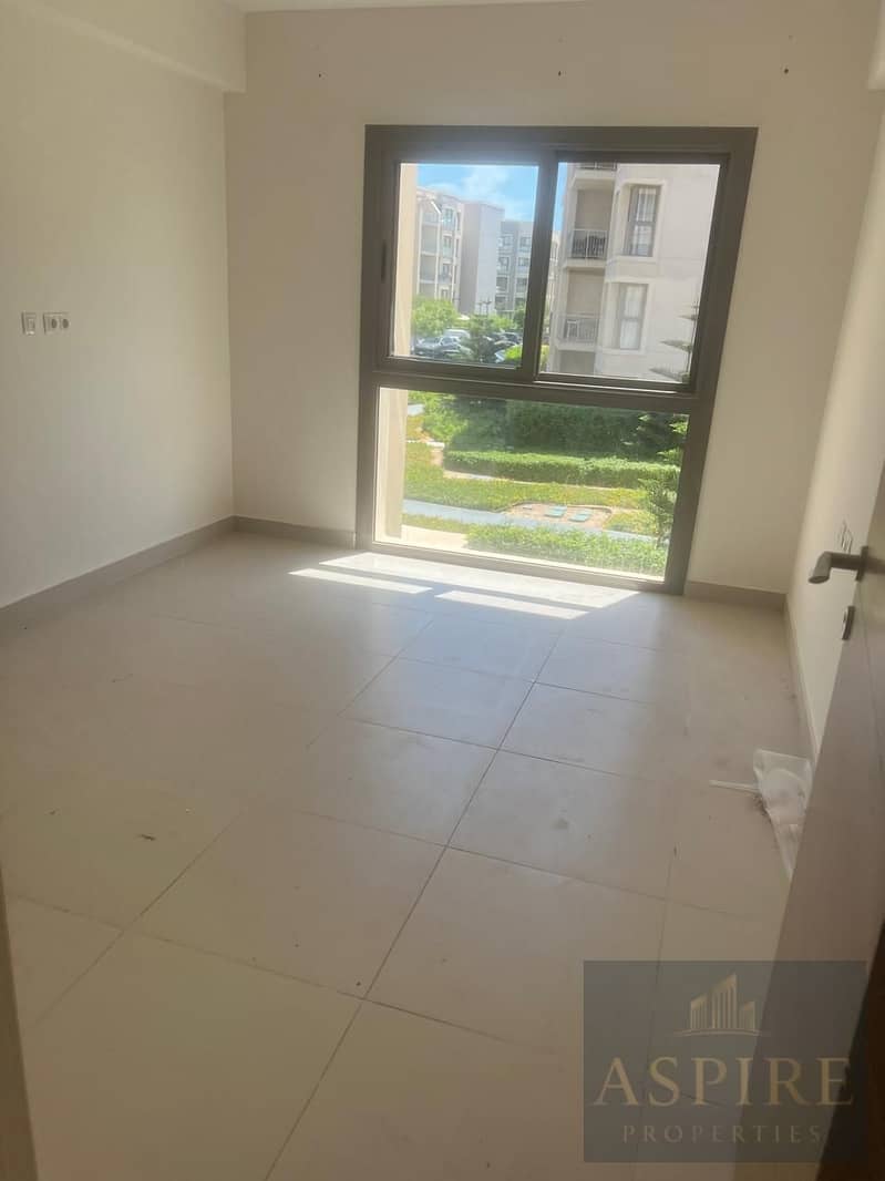 5 WhatsApp Image 2025-12-11 at 14.12. 58_c67a231c. jpg