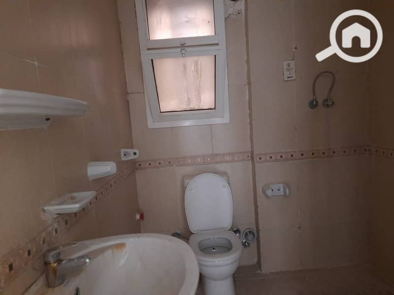 5 7662e7db-7359-4ab5-8330-dd7c9e418aa8. jpg