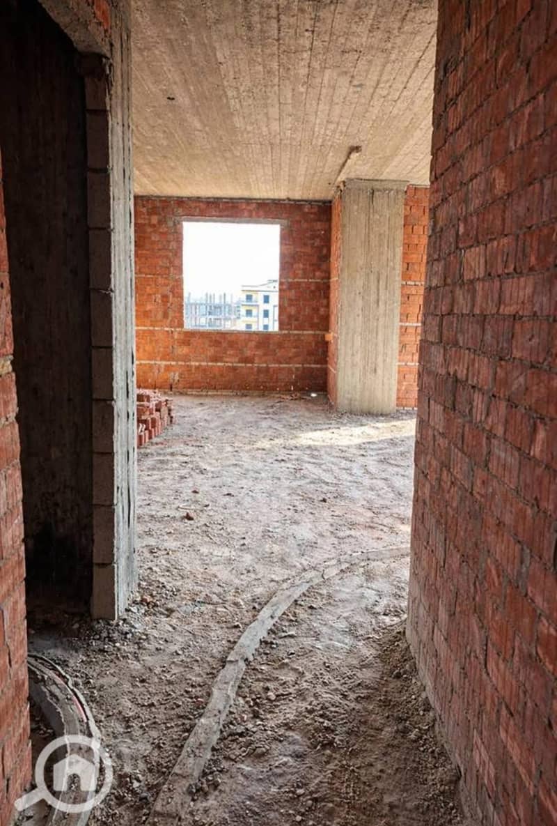 4 e38c05d2-cf06-4a55-b7f9-58c852e17bea. jpg