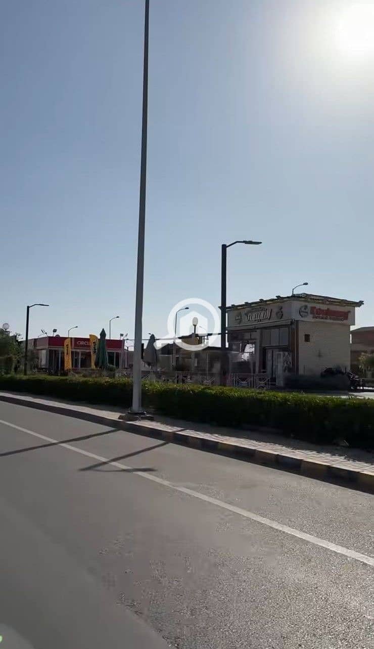 11 fb6478c2-9723-49fa-909c-f9a6c6161557. jpg