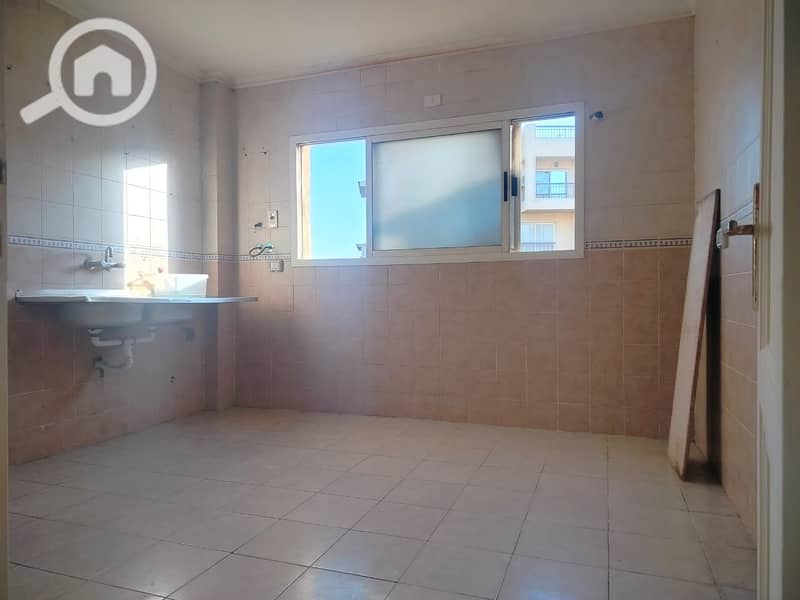 10 da6ef483-3a3d-4d4f-b0cb-8d705f57a3ca. jpg