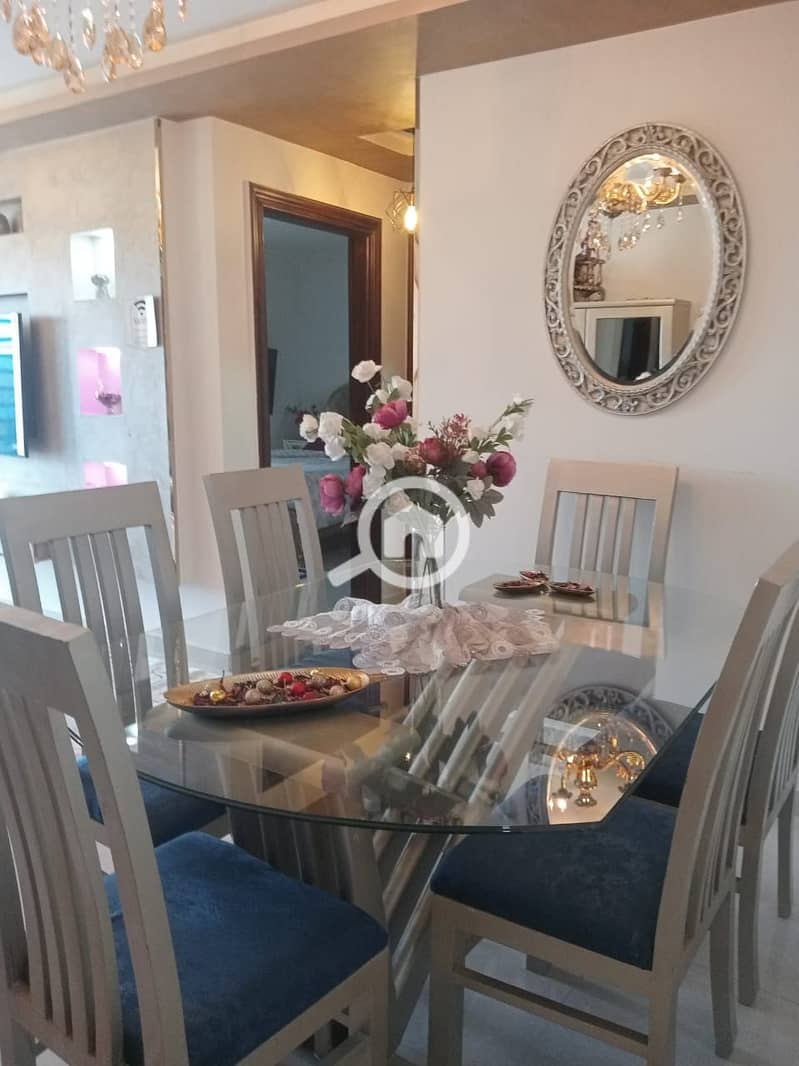 2 4521d1e8-b01c-4cf5-ae23-49f6d3f9a0b5. jpg