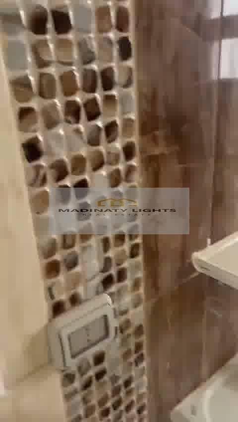 12 ezgif-frame-120. jpg