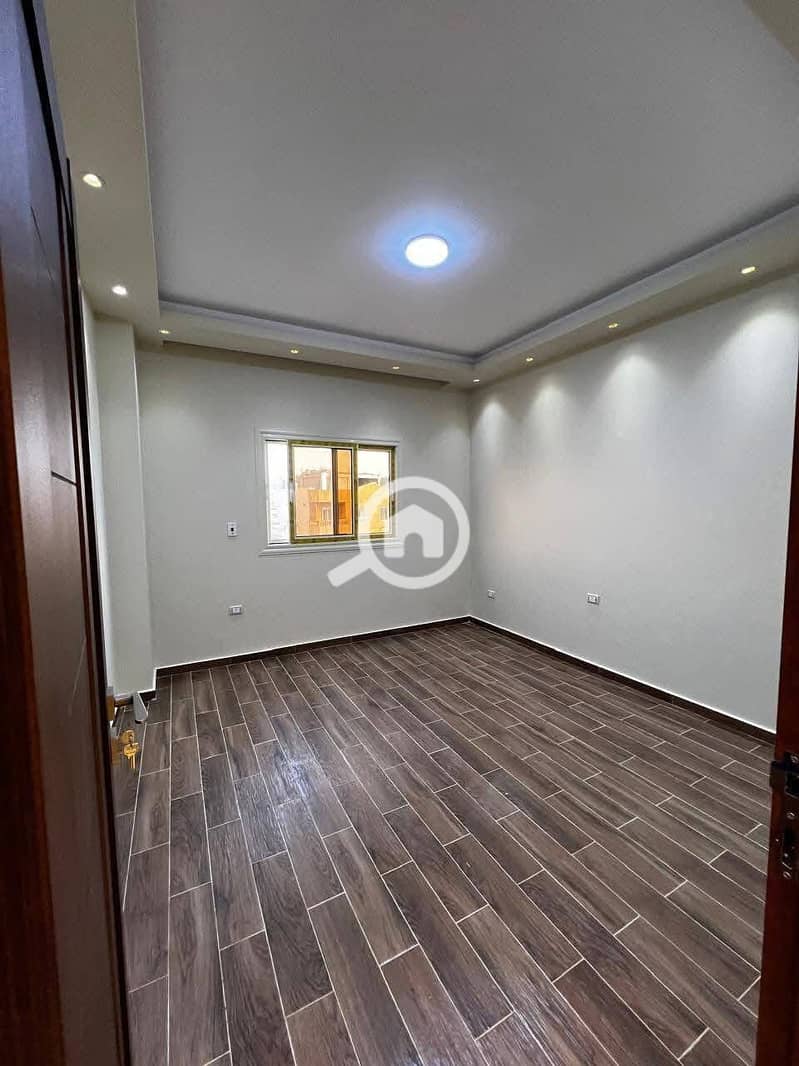 5 WhatsApp Image 2025-12-26 at 11.55. 27 PM (9). jpeg