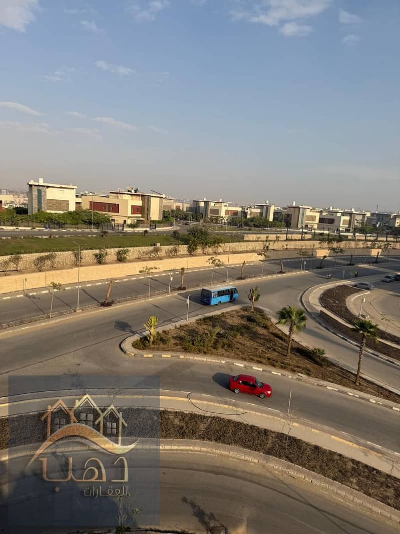 15 87157b48-c319-40f6-8312-33c5e7fb76da. jpg