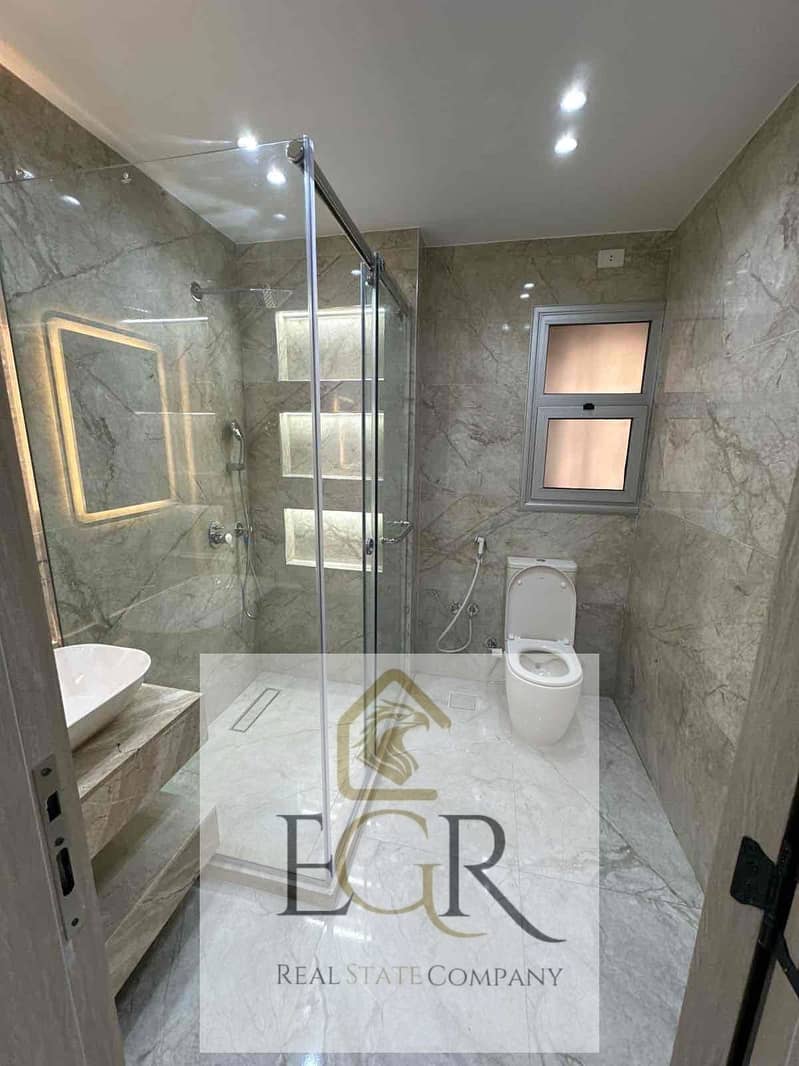 2 2102dda6-5339-4621-acef-e90ce94a165b. jpg