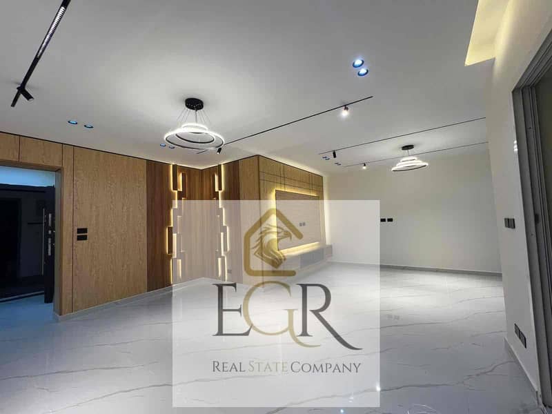 10 61f66751-36a0-457e-bdf1-2da3d8444818. jpg