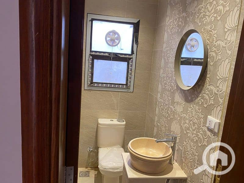 4 WhatsApp Image 2025-11-25 at 23.22. 15_678b34fb. jpg