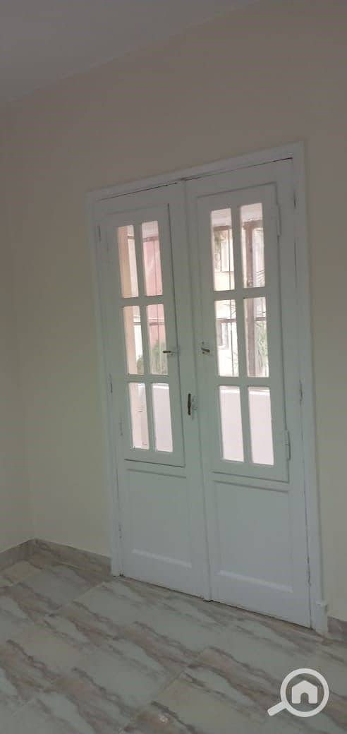 8 e9675a7f-28b0-406a-920e-7146d14e7048. jpg