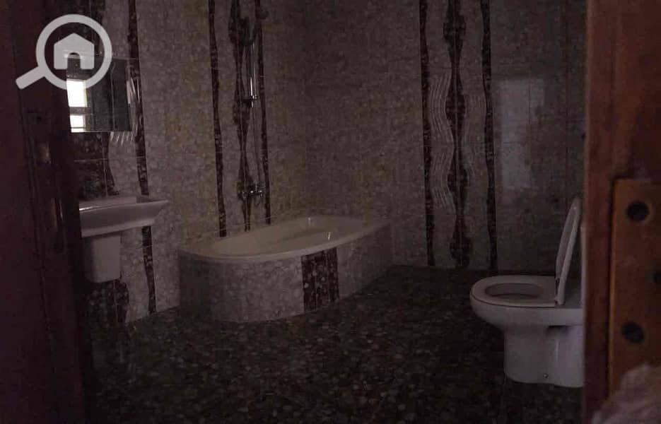 12 23bdd304-18a1-4010-91b0-afeba067edc5. jpg