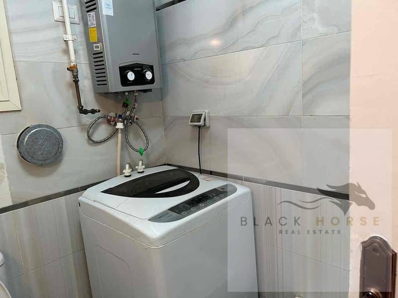 9 2e1b46d7-706d-48da-81ef-58b6ff6cd245. jpg