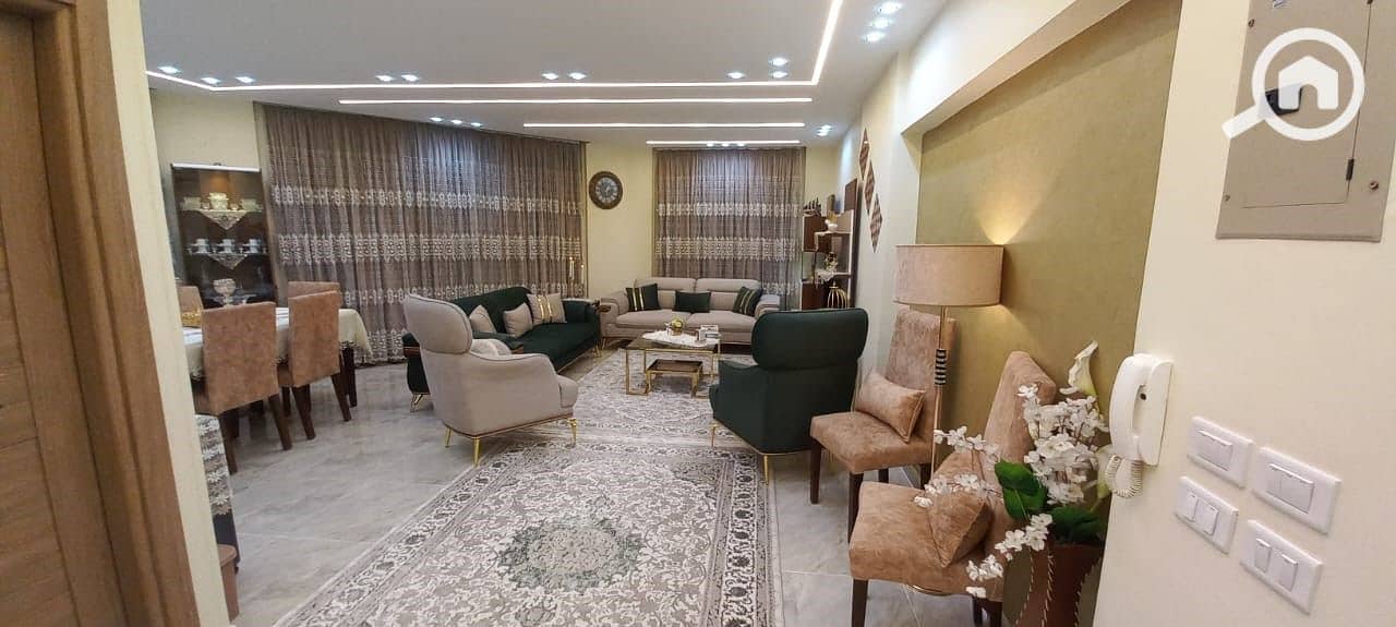 c176363f-39ab-499e-9b6a-0658b04c3bc0. jpg c176363f-39ab-499e-9b6a-0658b04c3bc0. jpg