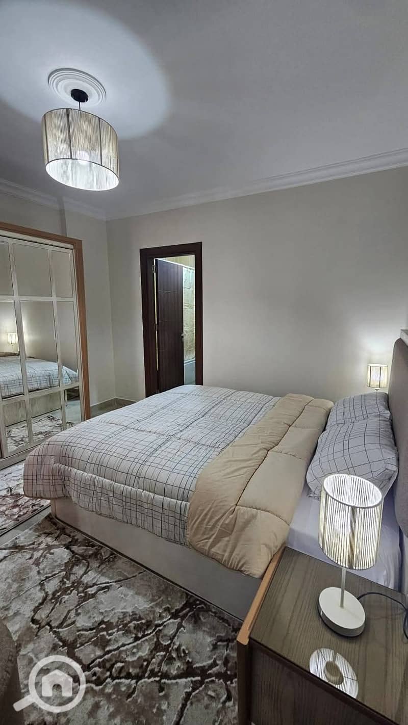 5 e0f8c836-64fe-4822-b371-ff45a26b44ad. jpeg