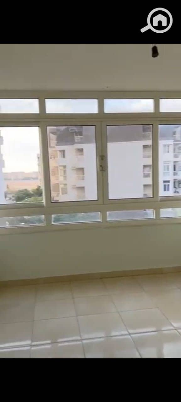 5 8e3b65df-d9b5-4158-8227-93be3b8ae97b. jpeg