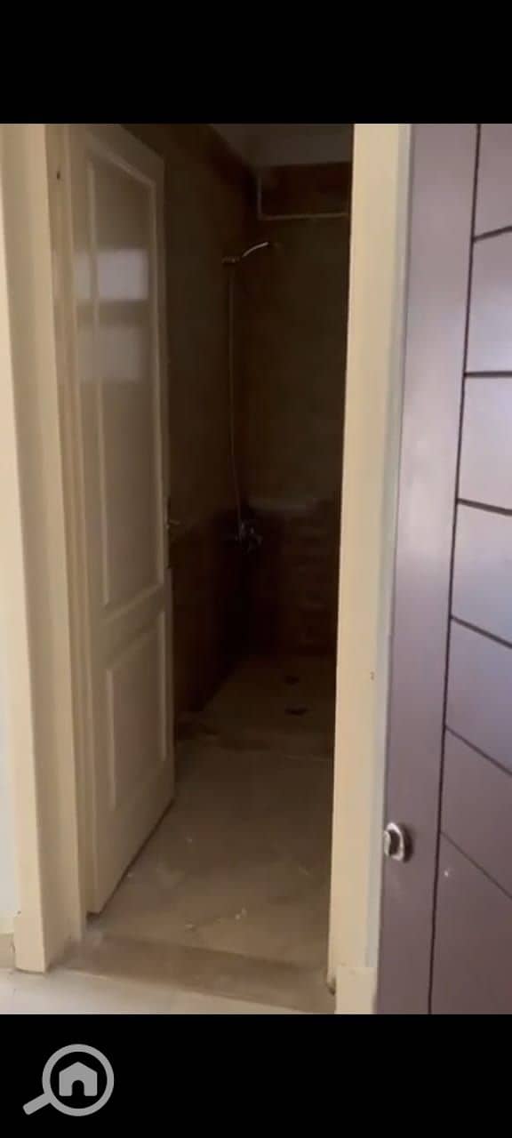 7 fe460fc5-e37a-418c-8173-4287a7294bb2. jpeg